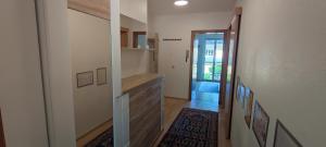 Kuchyň nebo kuchyňský kout v ubytování Helle Zwei Zimmer Wohnung Nähe Zentrum Schärding