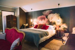 The Bohemian Guesthouse客房内的一张或多张床位
