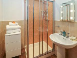 Koupelna v ubytování Temperance Croft + 32 fotografií