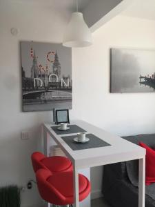 Μια τηλεόραση ή/και κέντρο ψυχαγωγίας στο Ocean View Studio in Playa del Ingles