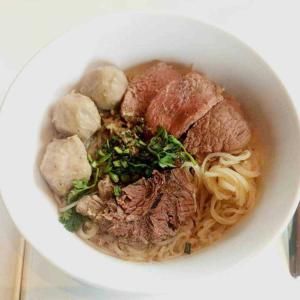 酒店内部或周边提供的食物