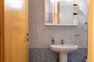 Kúpeľňa v ubytovaní Agnadi Blue Apartments