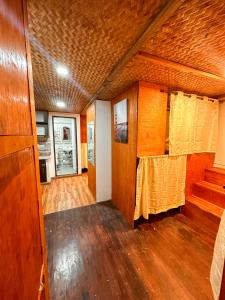 Kuchyň nebo kuchyňský kout v ubytování Hangout's Hostel El Nido