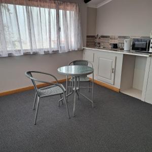 Η κουζίνα ή μικρή κουζίνα στο Villa Tehillah
