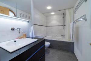 Koupelna v ubytování Tanzhaus + 20 fotografií
