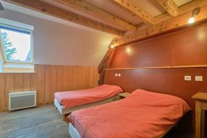 Postel nebo postele na pokoji v ubytování Gite Sappey Chartreuse