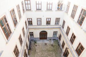 Das Gebäude in dem sich die Pension befindet