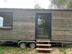 Afbeelding uit fotogalerij van CAMPING LES HERLEQUINS in Losne