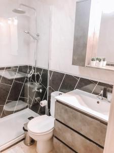 Kúpeľňa v ubytovaní Bamboo Apartment + 14 fotografií