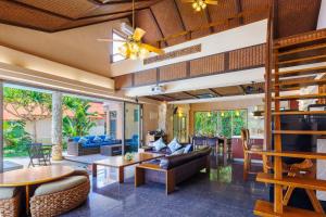 Khu vực ghế ngồi tại Villa de Ocean blue SesokoClub