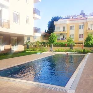 Πισίνα στο ή κοντά στο Lara Orkide Homes +4 φωτογραφίες