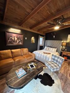 Χώρος καθιστικού στο River View, Red River Carriage House