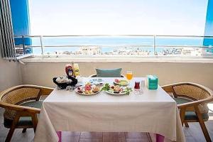 Mad på hotellet eller i nærheden