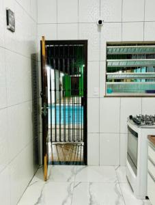 Hostel Estação Maracanã内部或周边的泳池