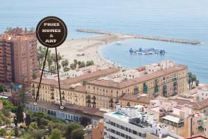 a sign that reads trips houses and a beach at Pries Homes - Center Beach in Málaga