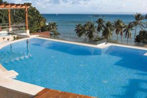 Bazén v ubytování Stunning Bay View Condo, Pool nebo v jeho okolí