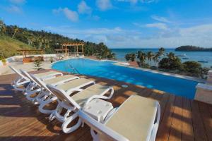 Bazén v ubytování Stunning Bay View Condo, Pool nebo v jeho okolí