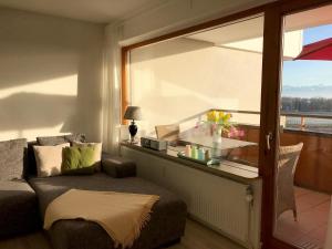 Φωτογραφία από το άλμπουμ του Ferienwohnung Alina- Penthouse Wohnung mit atemberaubendem Blick zum Bodensee σε Kressbronn am Bodensee