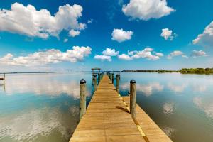 Gallery image of The Manatee Cove - Side A in Cocoa