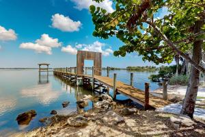 Gallery image of The Manatee Cove - Side A in Cocoa