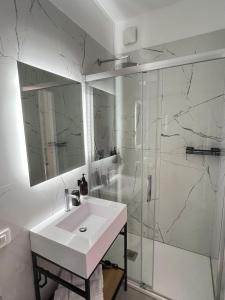 Koupelna v ubytování Le Camere Del Centro + 24 fotografií