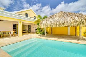 Πισίνα στο ή κοντά στο Villa Brosse with private pool