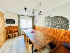 Telewizja i/lub zestaw kina domowego w obiekcie Chalet Gamma