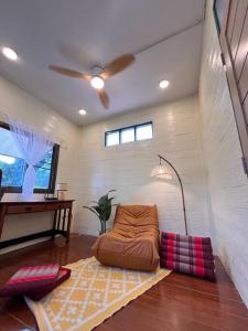 Posezení v ubytování Thairin House Old town BKK