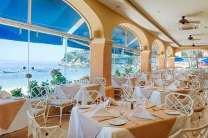 Restaurace v ubytování Barceló Puerto Vallarta - All Inclusive