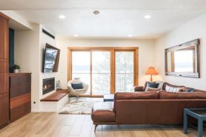 Gallery image of Ruby in McCall