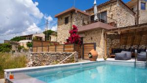 Πισίνα στο ή κοντά στο Lasithi Luxury Villa