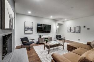 Fotografie z fotogalerie ubytování 5-BD 2-BA Spring Valley Park Home w Backyard Fun v destinaci Dallas