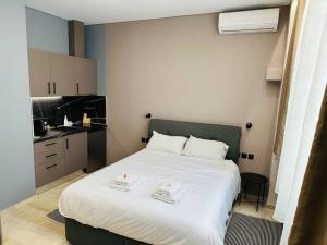 Postel nebo postele na pokoji v ubytování Port Brown Suite 2