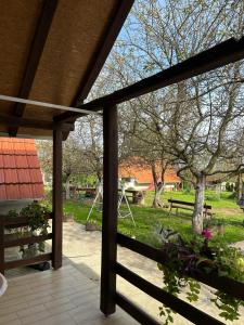 Zahrada ubytování Cozy bungalow in Brinjani with garden view 30 m²