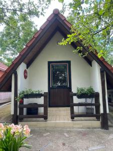 Zahrada ubytování Cozy bungalow in Brinjani with garden view 30 m²