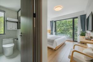 ห้องน้ำของ 安吉季意民宿 Jiyi Boutique Homestay, Anji, Huzhou