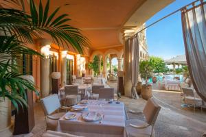 JOIA El Mirador by Iberostar -Adults Only的休息区