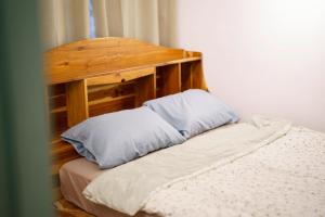 Ta Kaew Hostel ตาแก้ว โฮสเทล客房内的一张或多张床位