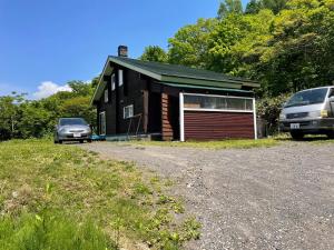 Το κτήριο όπου στεγάζεται  το διαμέρισμα