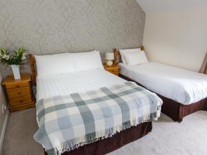 Katil atau katil-katil dalam bilik di The Beach, Days Bar and B&B