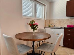 Kuchyň nebo kuchyňský kout v ubytování Boutique Hotel Tomić