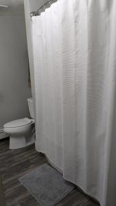 Koupelna v ubytování Fairbanks Great Location