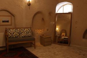 Posezení v ubytování Pinhan Cave Suites