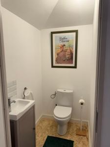 Ένα μπάνιο στο Magnifique et confortable loft