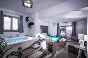 Posedenie v ubytovaní Happy Cretan Suites