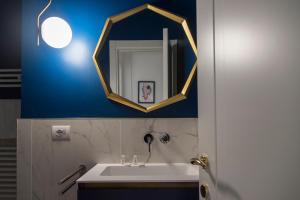 A bathroom at YouHosty - Mascagni 20 Még 17 kép