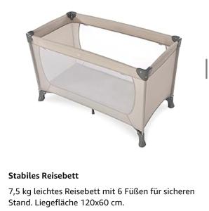 un grand tiroir en plastique transparent avec un cadre en métal dans l'établissement Appartement "STADTGEFLÜSTER" im Zentrum, inkl Stellplatz, 2 Betten, Babybett, Balkon, gratis Kaffee und Tee, WLAN, à Bautzen