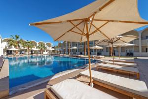 Piscina en o cerca de Sentido Reef Oasis Aqua Park Resort