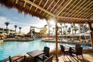 Piscina en o cerca de Sentido Reef Oasis Aqua Park Resort