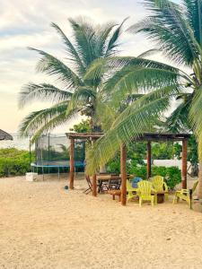 Φωτογραφία από το άλμπουμ του 4BR Beach House Uaymitun Yucatan σε Progreso